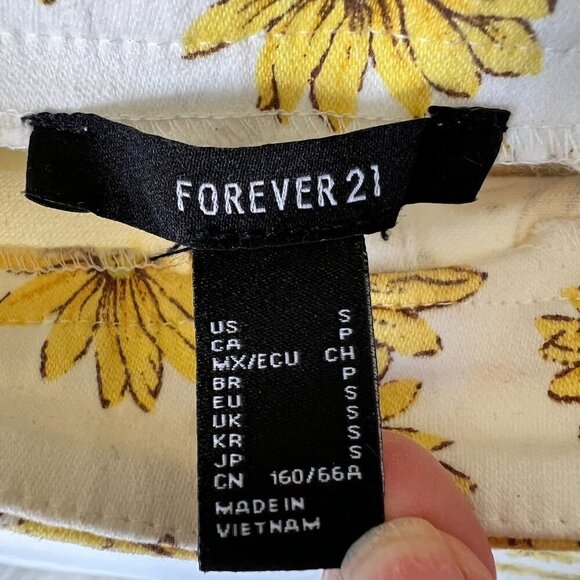Forever 21 Skirt Juniors Size Small Sunflower Daisy Button Down Mini Springtime - Picture 2 of 16